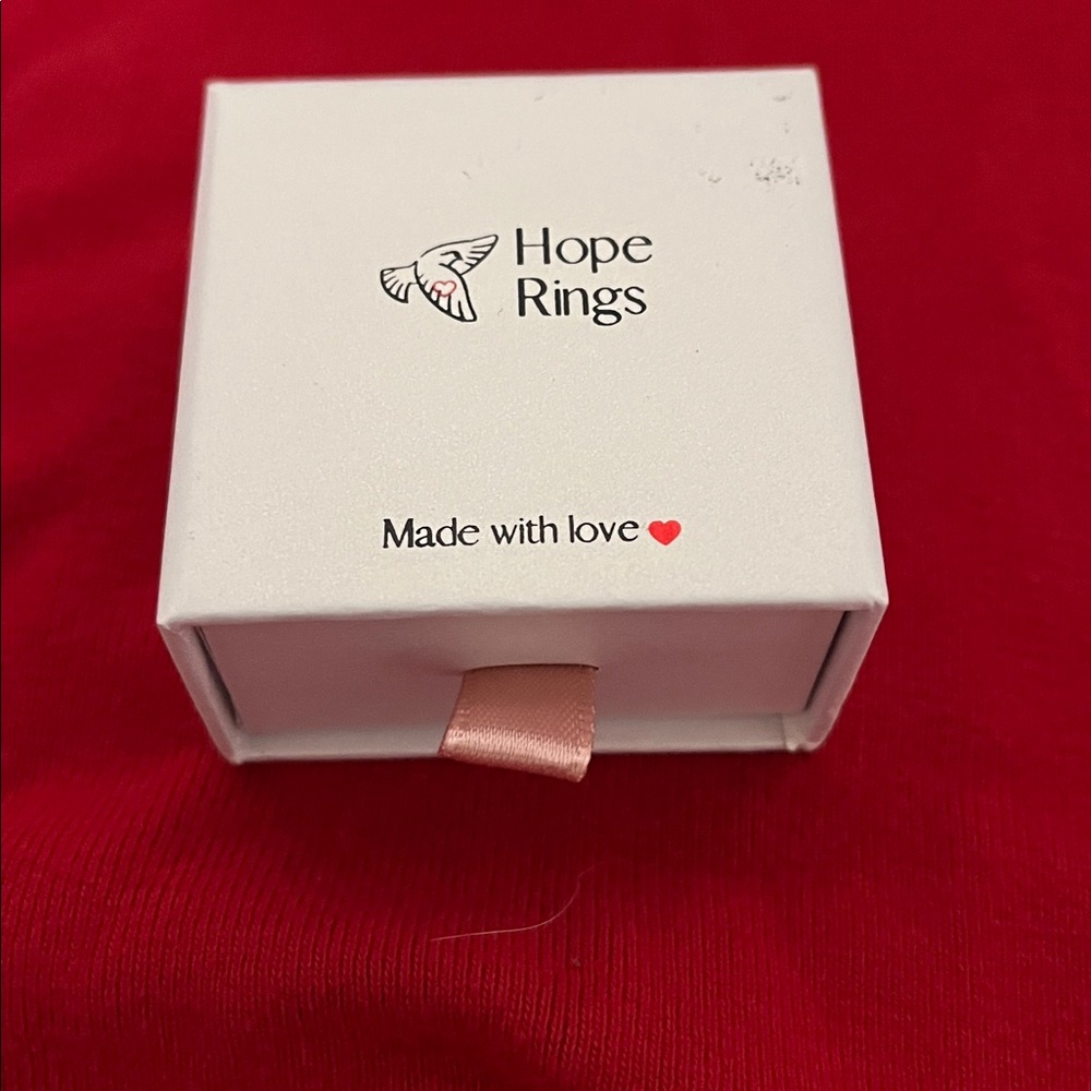 Silver Hope Rings with Engraving - Picture 3 of 4
